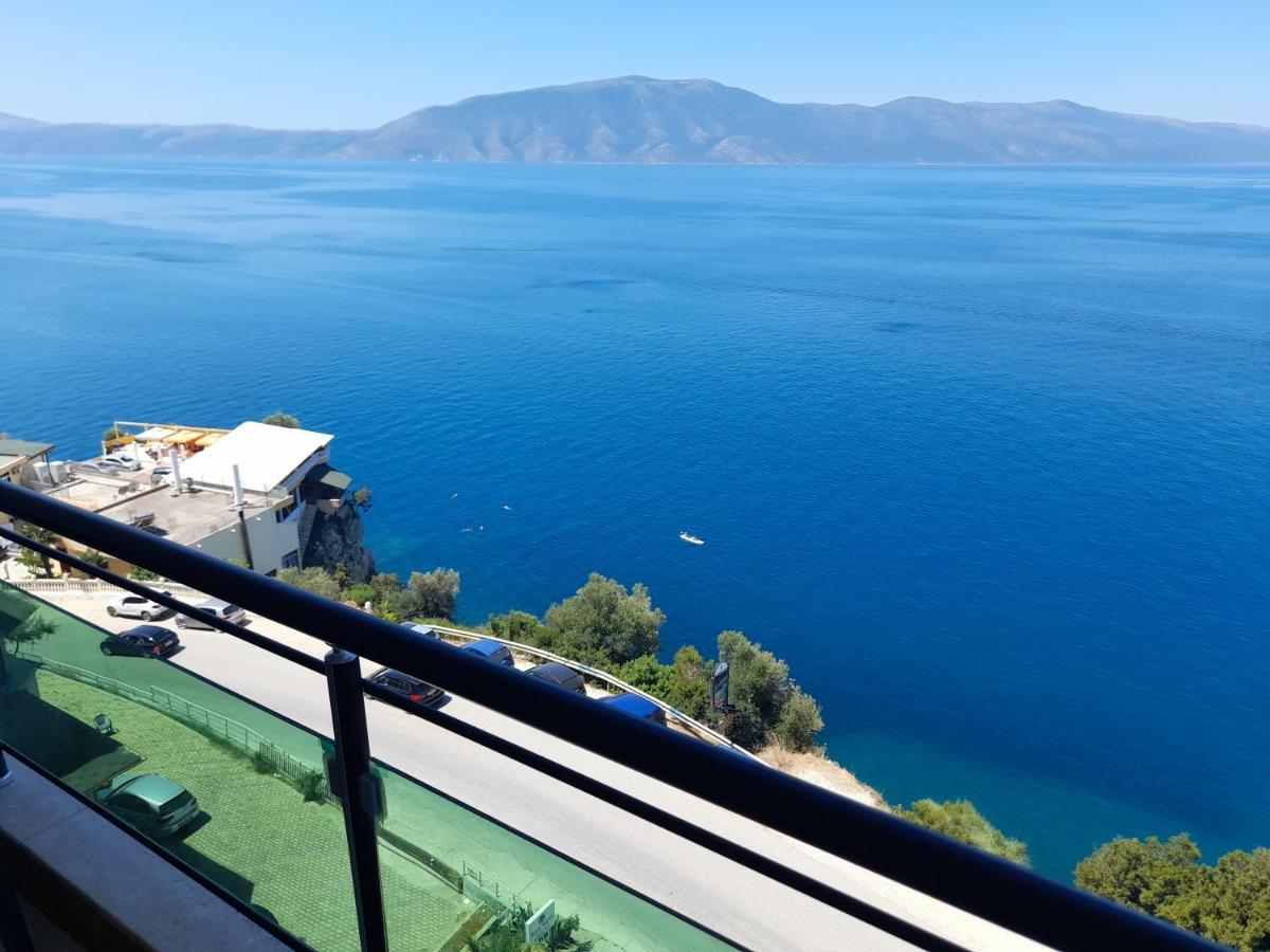 The Blue Horizon Hotell Vlorë Exteriör bild