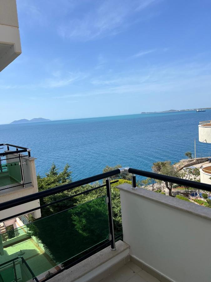 The Blue Horizon Hotell Vlorë Exteriör bild