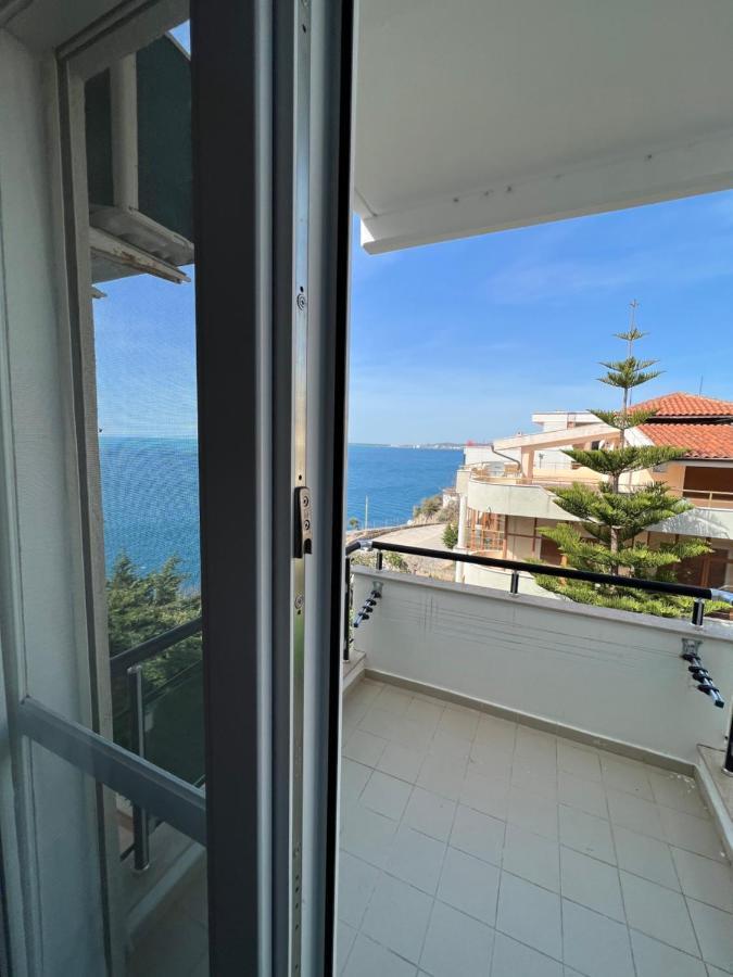 The Blue Horizon Hotell Vlorë Exteriör bild