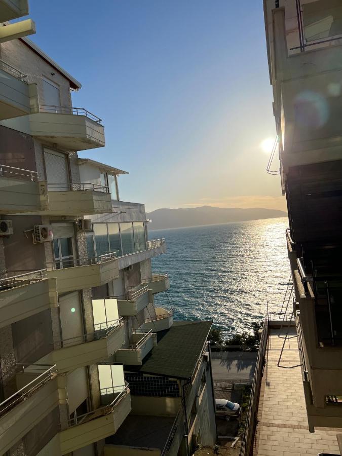 The Blue Horizon Hotell Vlorë Exteriör bild